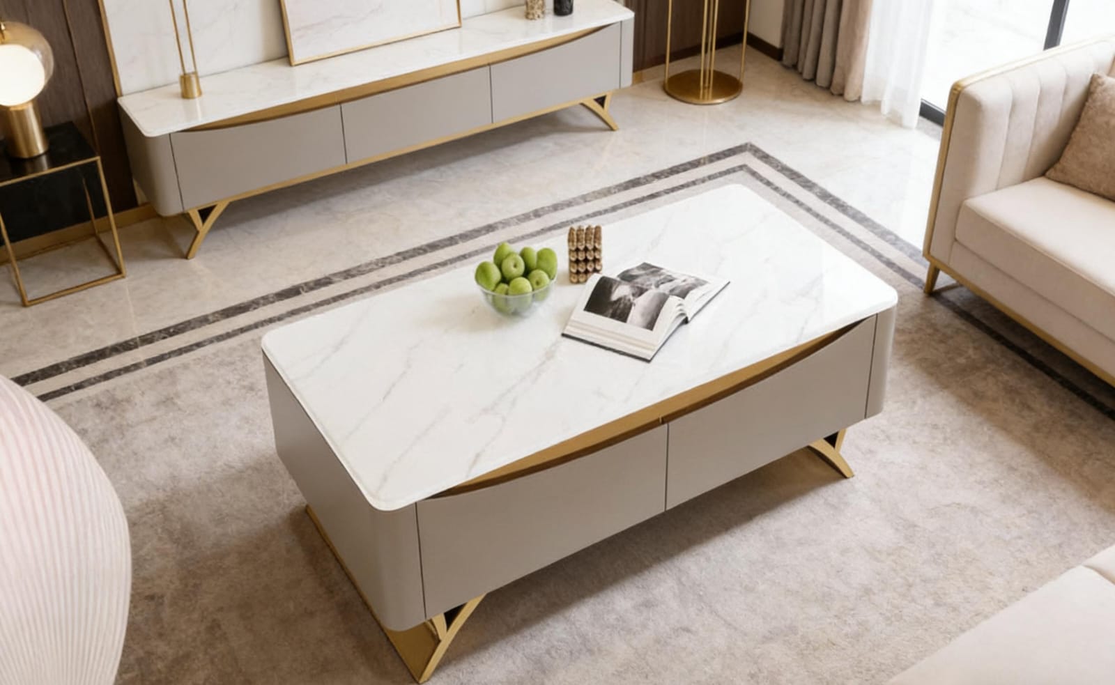 Luxe-Gold Marble Centerpiece